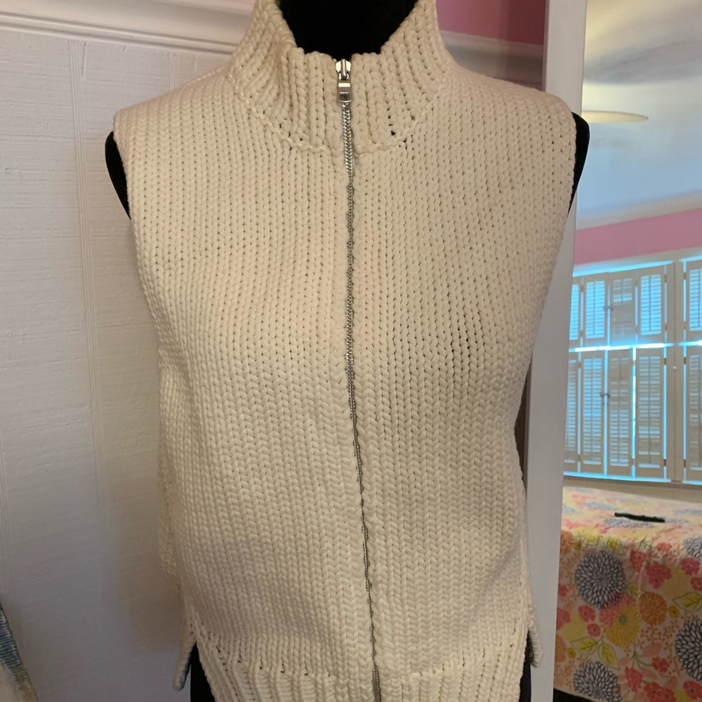 ARMANI chunky knit vest